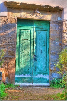 door #italy #tuscany